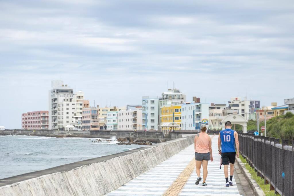 Villa 1棟家貸し切り！潮騒の中で異国情緒溢れるリゾート地「北谷」を満喫：） *